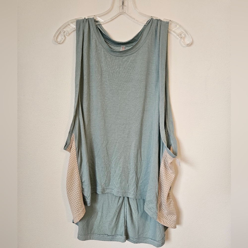 Free People Movement Womens Tank Top. Size Large.